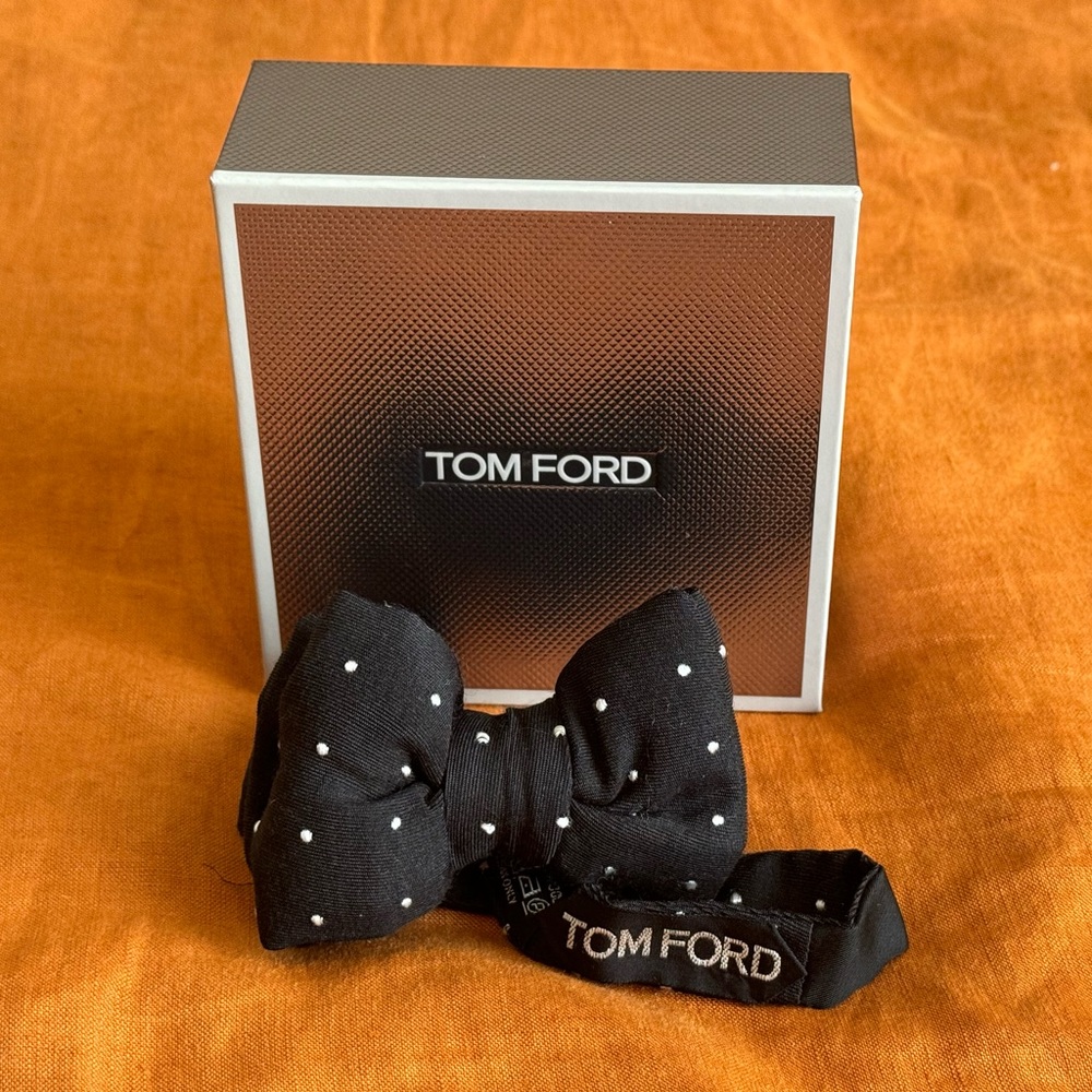 Tom Ford large polka-dot bow tie